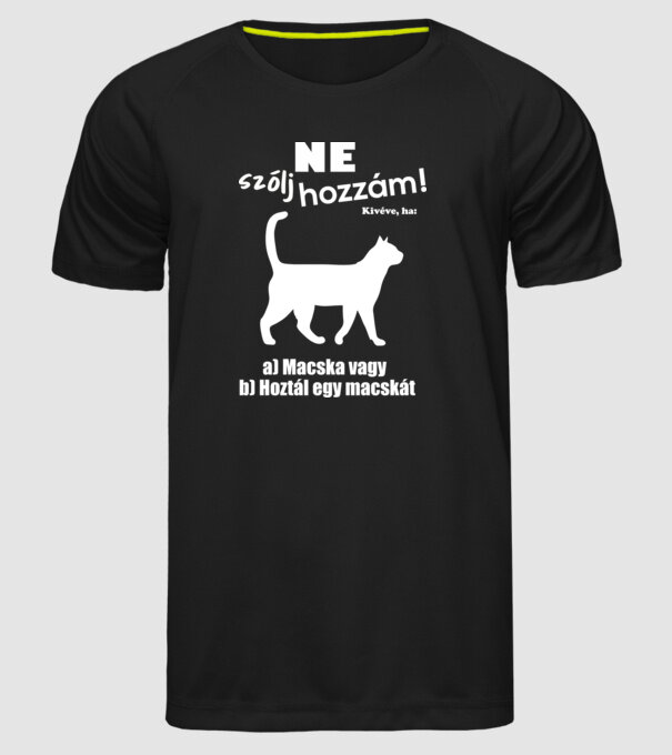  minta fekete pólón