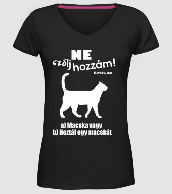  minta fekete pólón