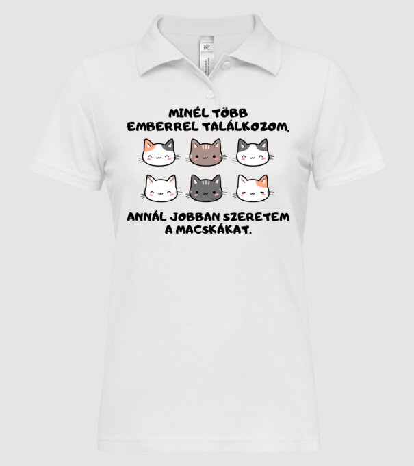  minta fehér pólón
