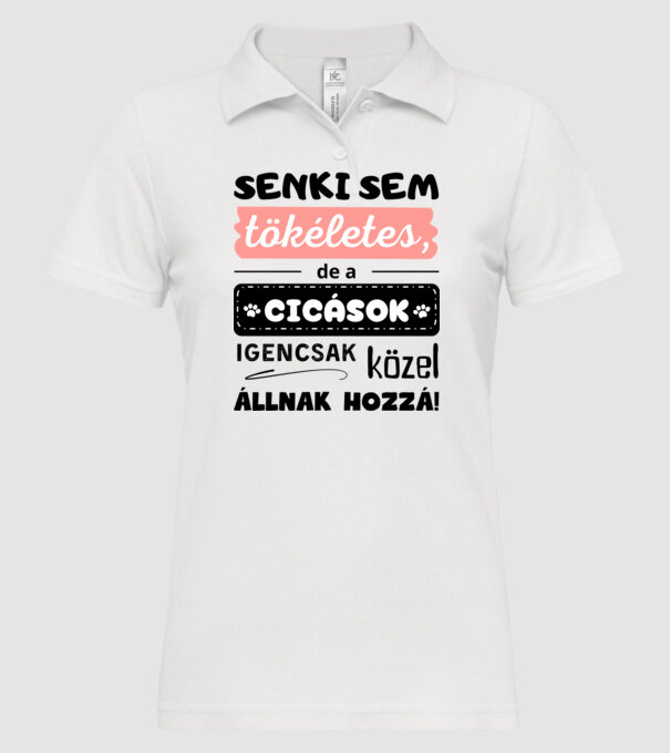  minta fehér pólón