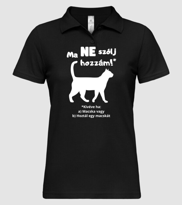  minta fekete pólón