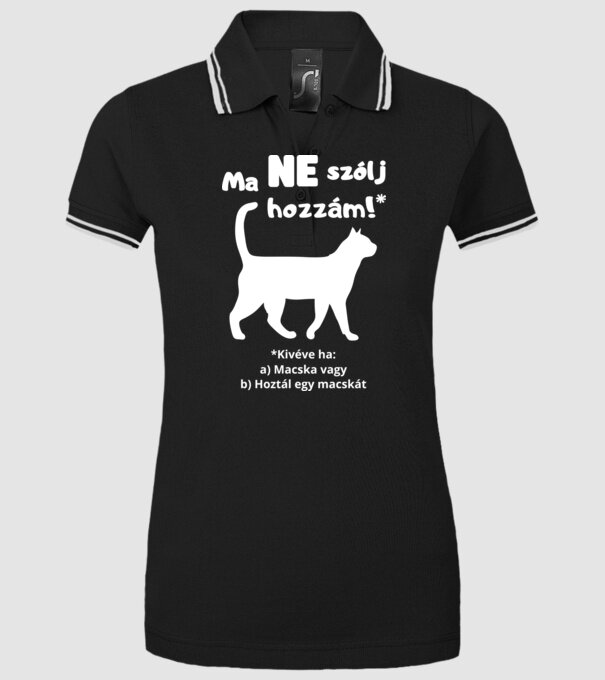  minta fekete pólón