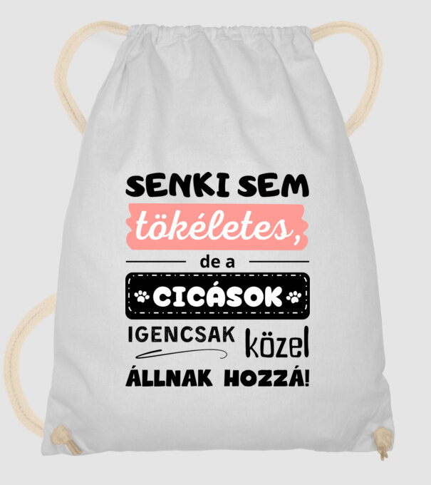  minta fehér pólón