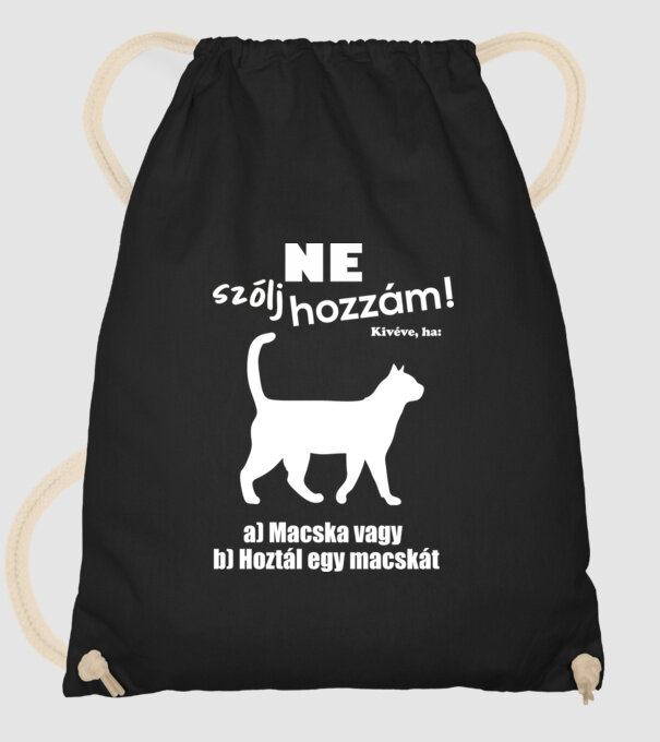  minta fekete pólón