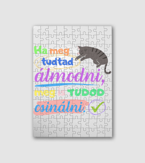  minta fehér pólón