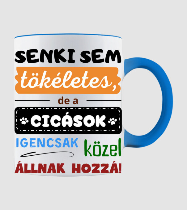  minta világoskék pólón